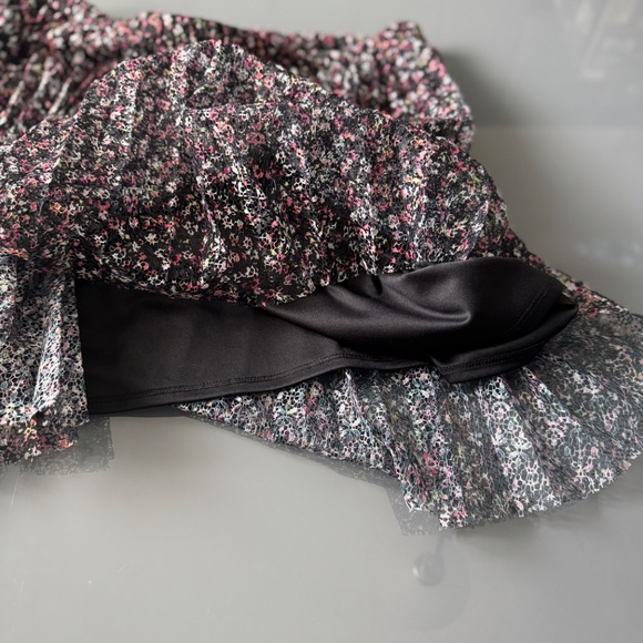 Elle pleated skirt - Picture 5 of 8